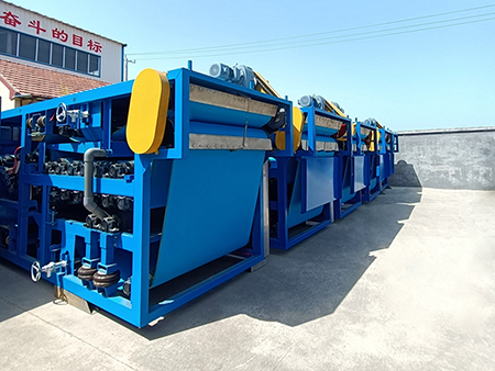 诺坤环保-污泥深度脱水设备